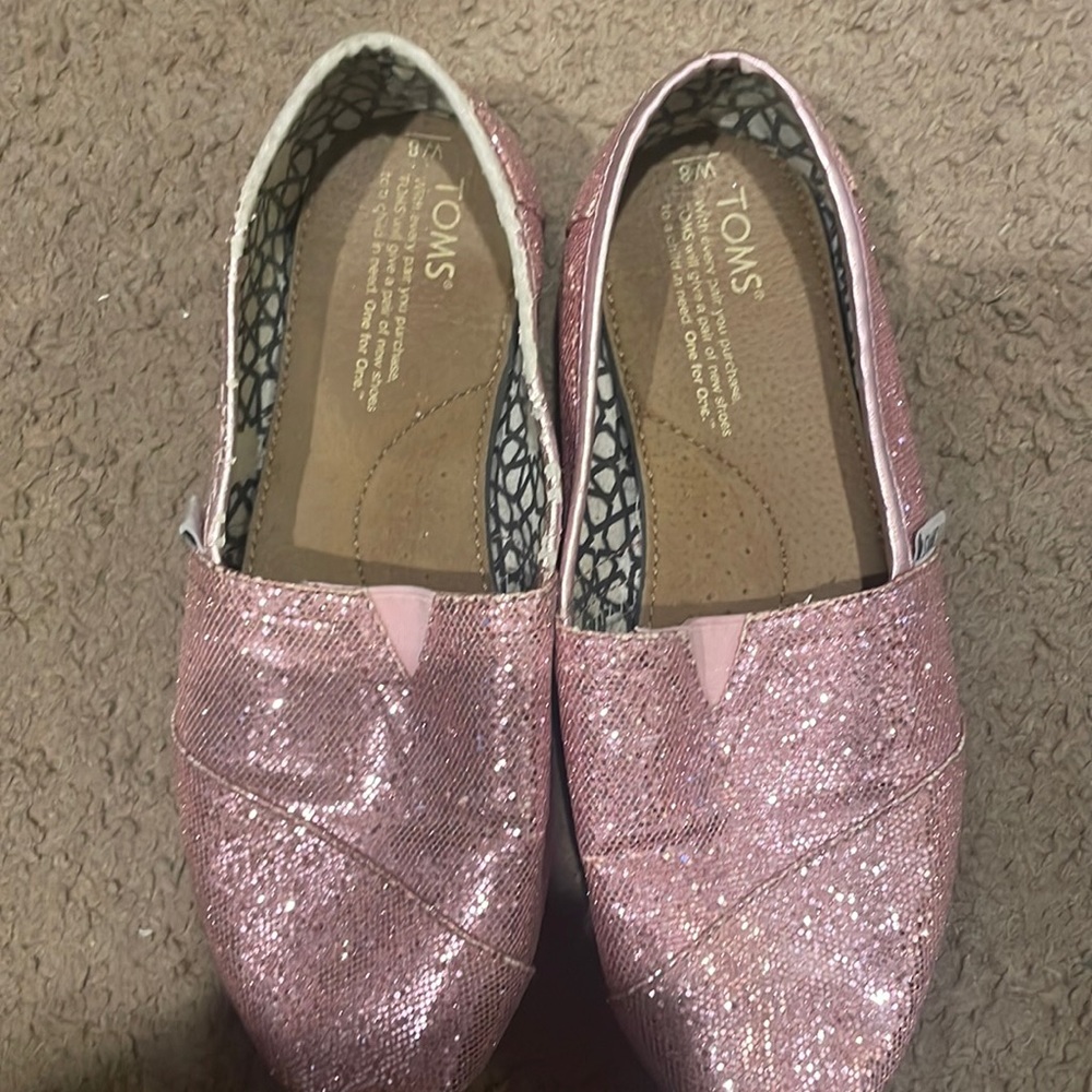 Womens toms